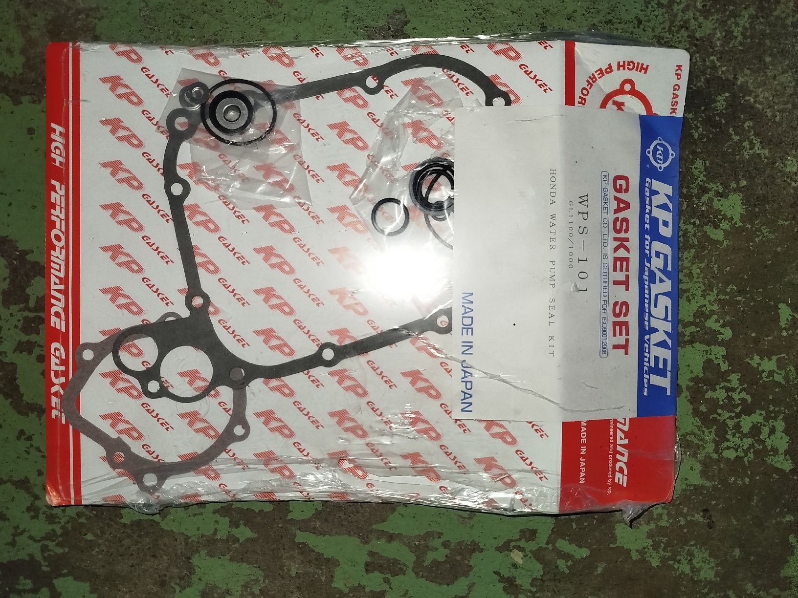 Honda Tutti i ricambio per moto: Honda gl 1000 kit joints – Usato da Romont FR venduto da nel72