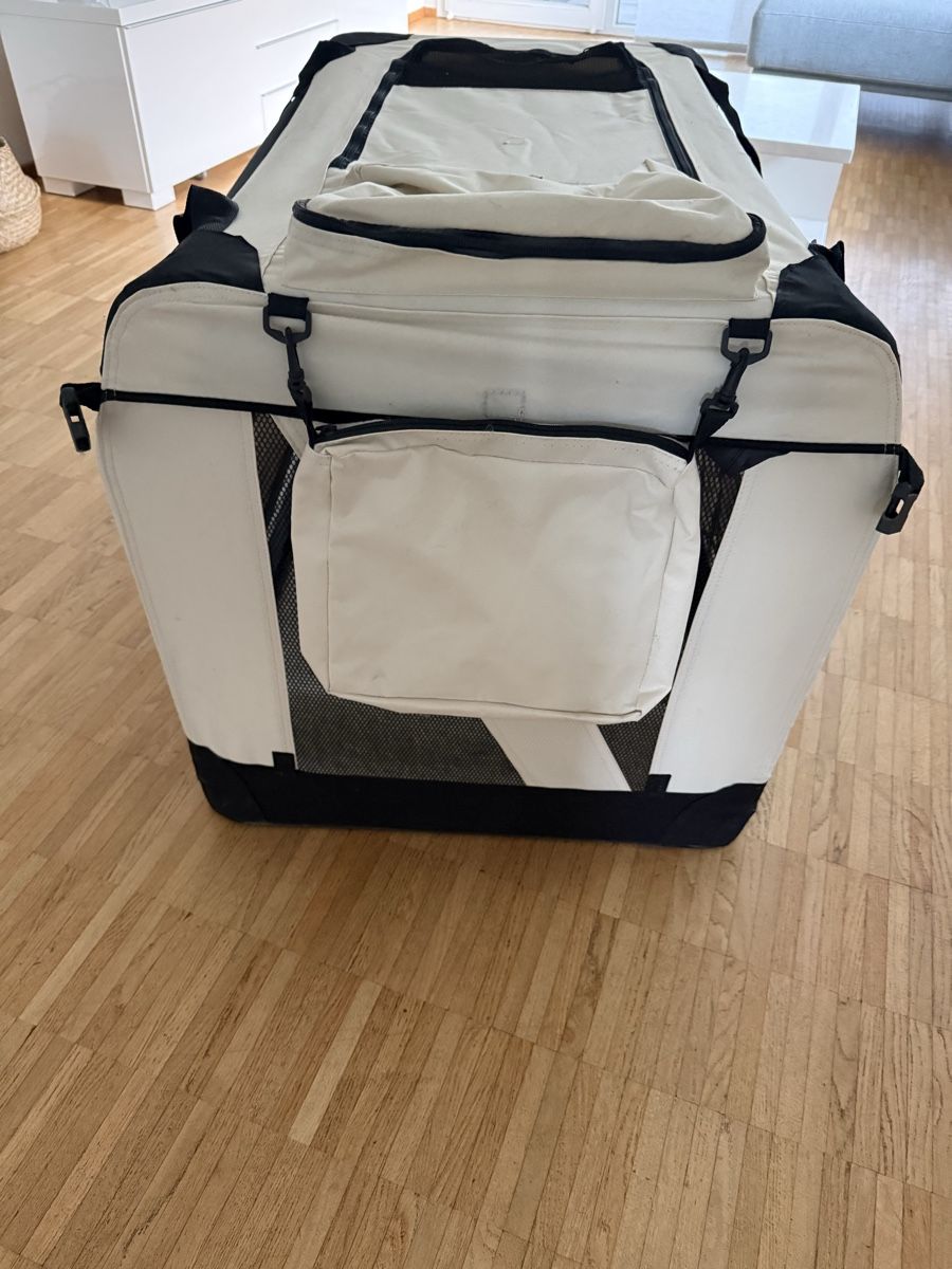 Liege- & Schlafplätze: Hundebox – Gebraucht aus Belp von barbossa02 2