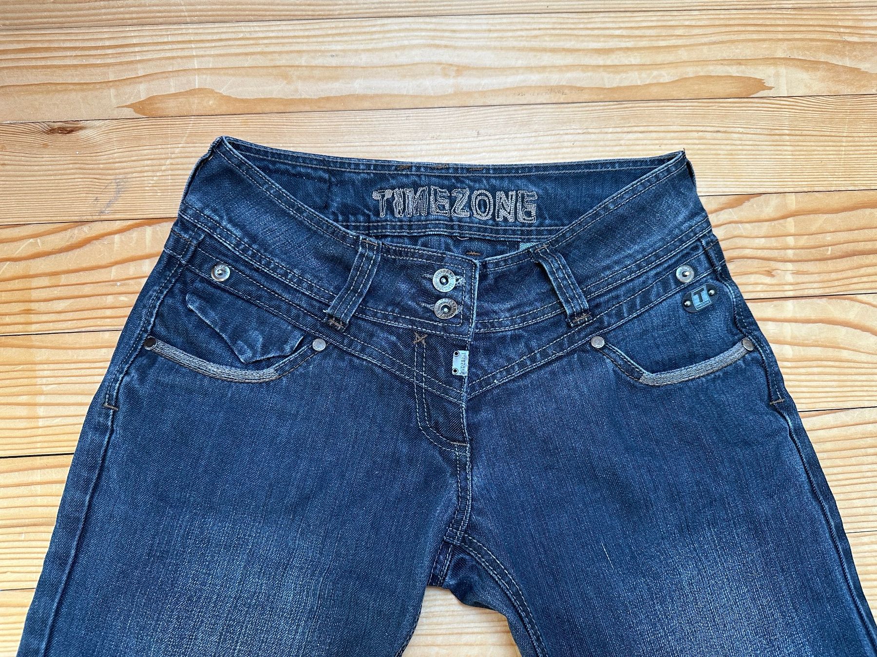 Jeans: Timezone Jeans 28/32 dunkelblau – Usato da Gümmenen venduto da FelizitasHermann 1