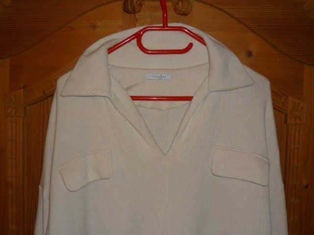 Pullover & Sweatshirts: MAXIPULLOVER - KLEIDER THINK+BE BRUSTUMF. CA. 144 CM. – Gebraucht aus St.Gallen von Anso 3