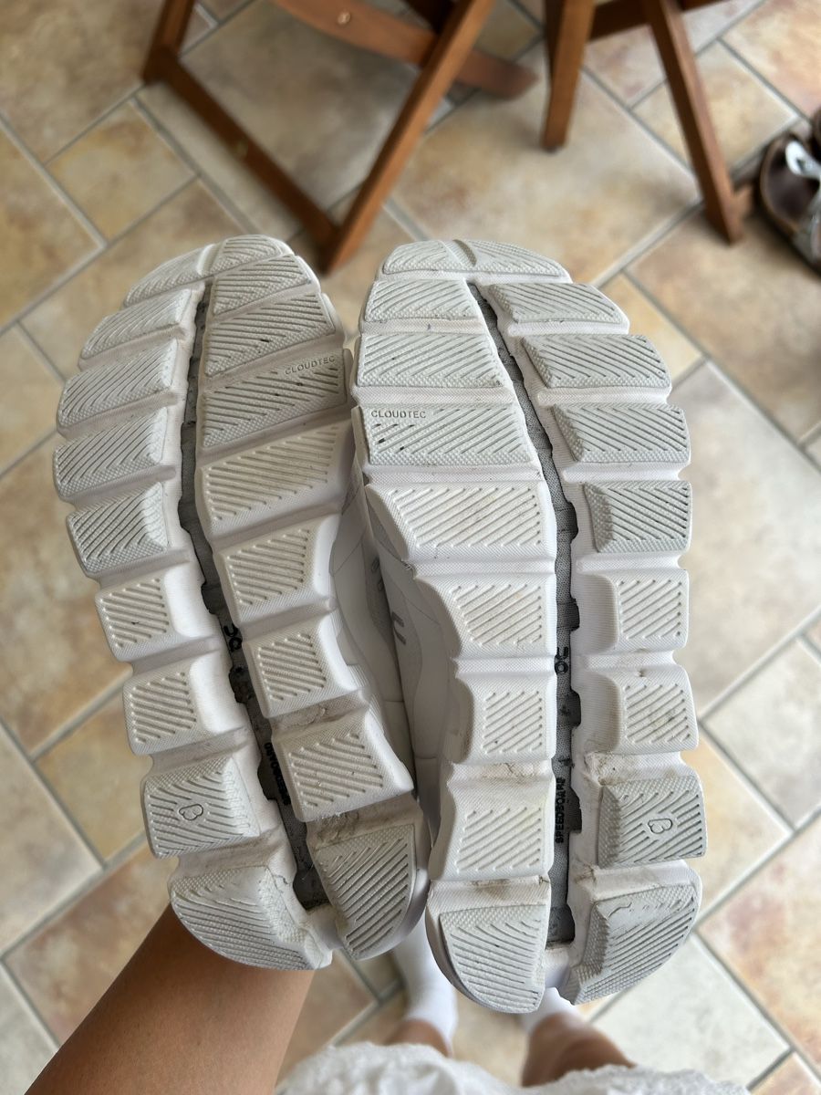 On Damenschuhe: ON Cloudtec Damen Laufschuhe Weiss Grösse 36 – Gebraucht aus Appenzell von anirieben 1