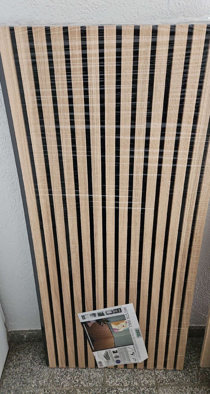 Altri accessori: Akustik Wandpaneel Eiche Optik - Neu und Originalverpackt – Nuovo (secondo la descrizione) da Herrliberg venduto da daki0017
