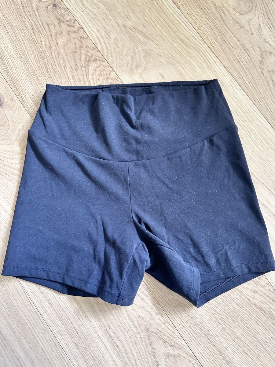 Oysho Leggings: OYSHO Hot pant Tights – Nuovo (secondo la descrizione) da Küssnacht am Rigi venduto da annine.l.