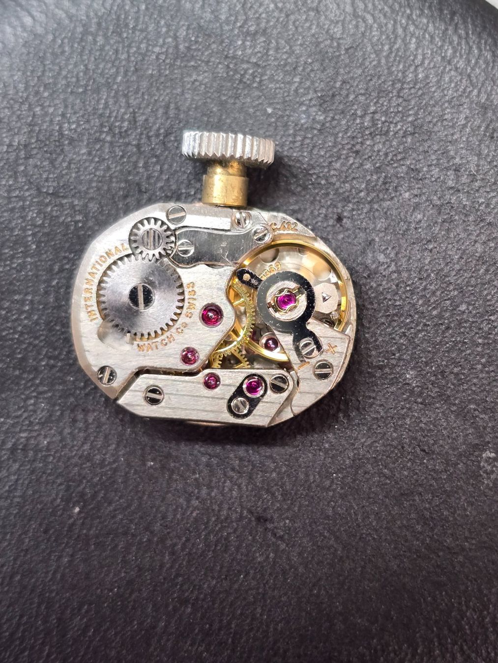 IWC Uhren: Mouvement IWC C432 – Gebraucht aus Tramelan von Nirdan 2