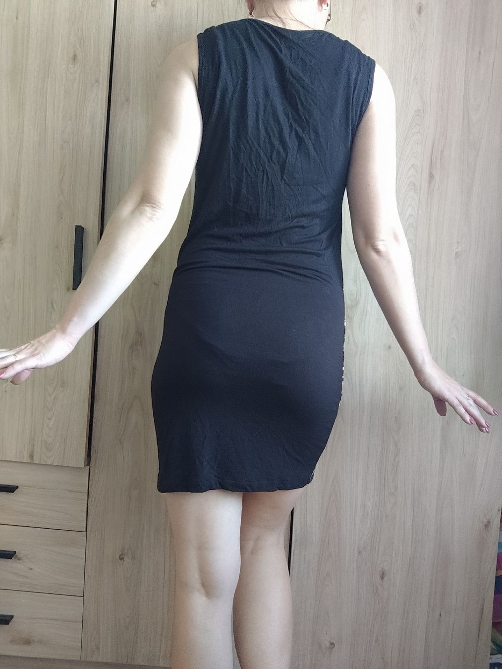 Vero Moda Vestiti: Sparkly Geometric Mini Dress M Vero Moda – Usato da Mägenwil venduto da VintageGirly 5