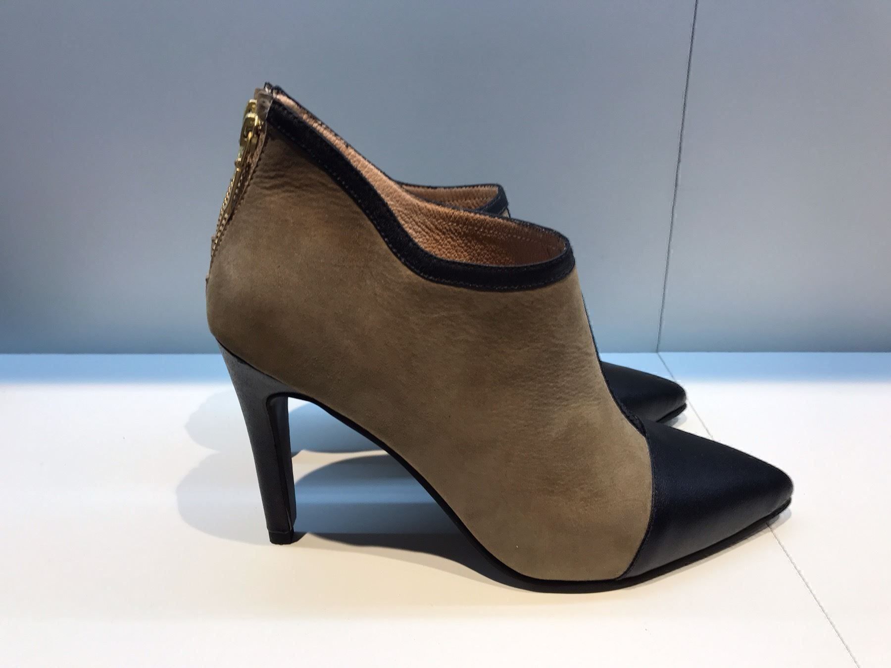 Scarpe da donna: Damen Leder Stiefeletten Grösse 35 – Nuovo e nell'imballaggio originale da Rengg venduto da Colomo 2