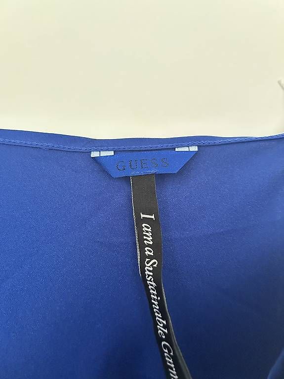 Vestiti: Guess Abendkleid – Usato da Kaisten venduto da Sommaren 1