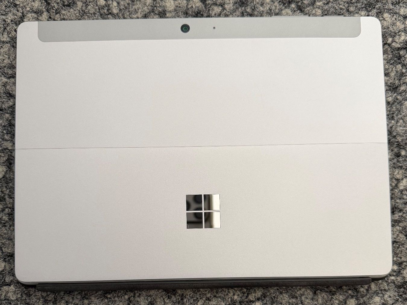 Microsoft Notebook: Microsoft Surface Go Windows 11, Neuwertig! Inkl. Tastatur – Nuovo (secondo la descrizione) da Brüttisellen venduto da itprofisgroup 1