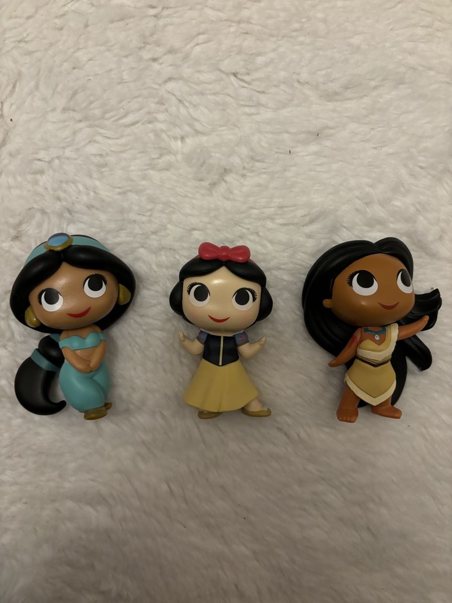 Disney Statuette: Mystery Minis Princess – Nuovo (secondo la descrizione) da Russikon venduto da sve_v78w