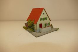 Mamos/Auhagen H0: Wohnhaus ausgeschmückt