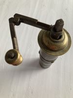 Orientalische Pfeffermühle antik