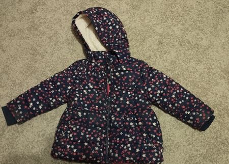 Winterjacke Grösse 92 Blumenmuster