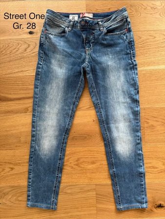 lässige 7/8 Jeans Street One Gr. 28