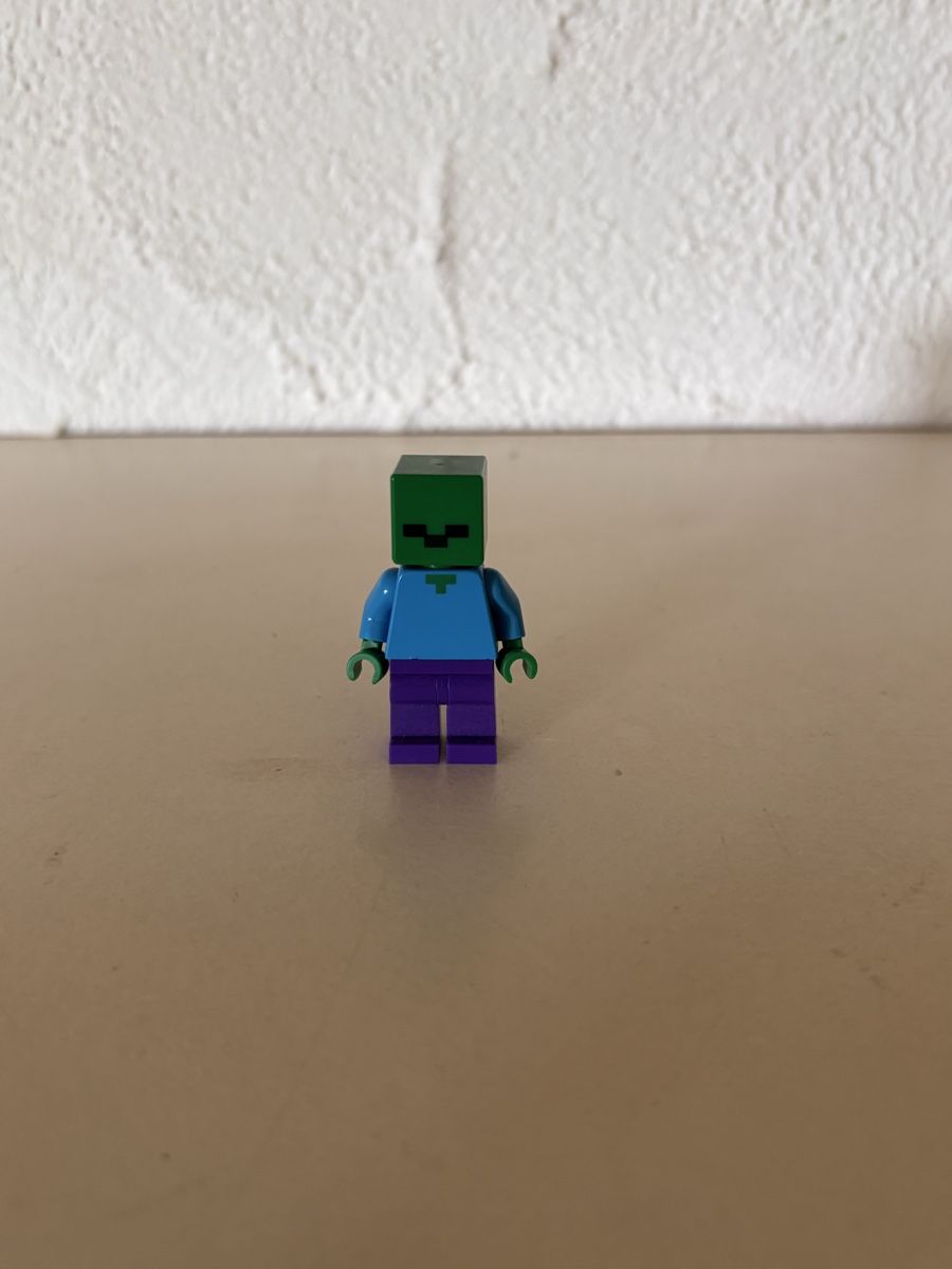 Lego Giocattoli: LEGO Minecraft Zombie – Usato da Sissach venduto da Geopatral