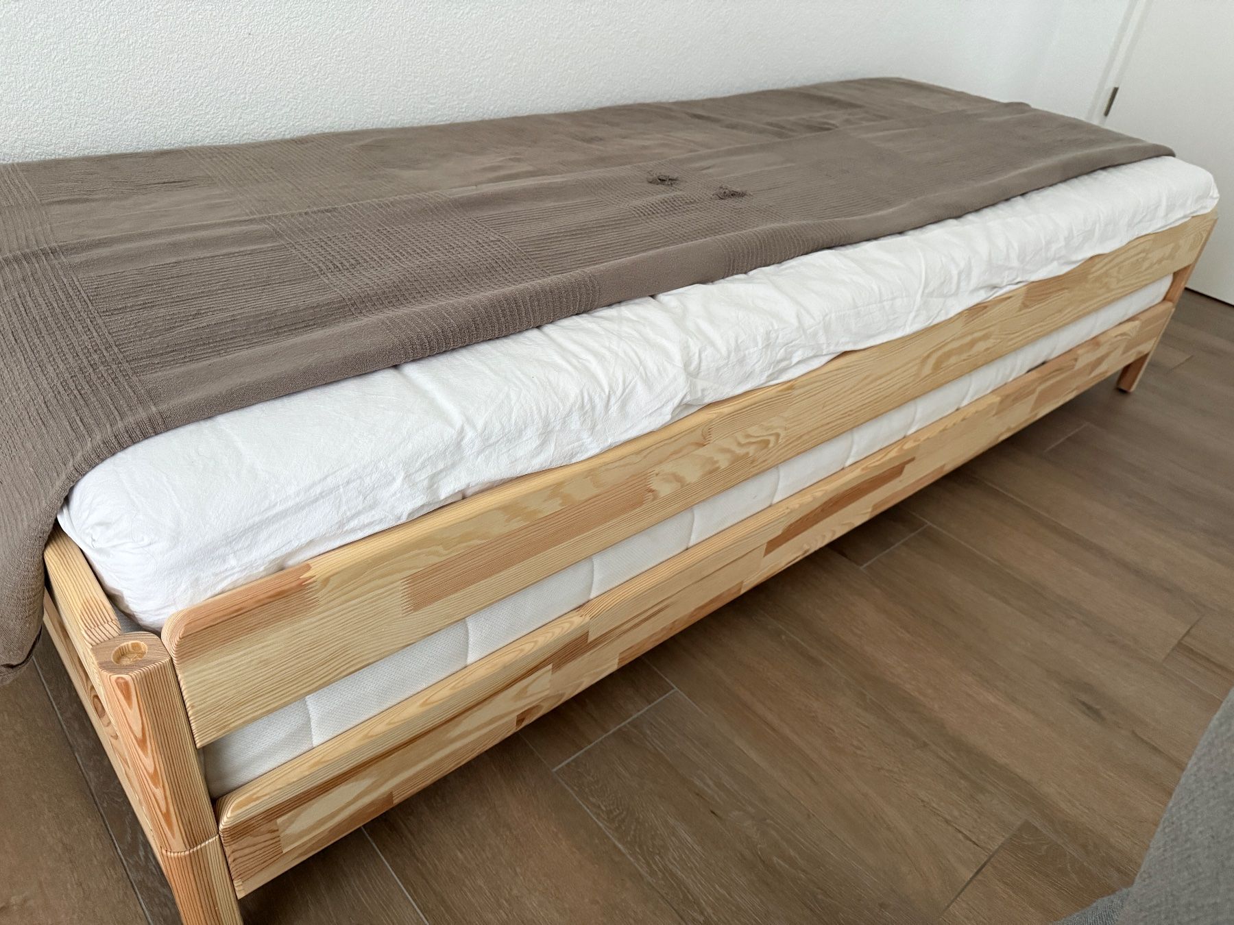 Ikea Betten: LETTO IMPILABILE IKEA UTAKER – Gebraucht aus Bodio TI von tim_b7bz 3