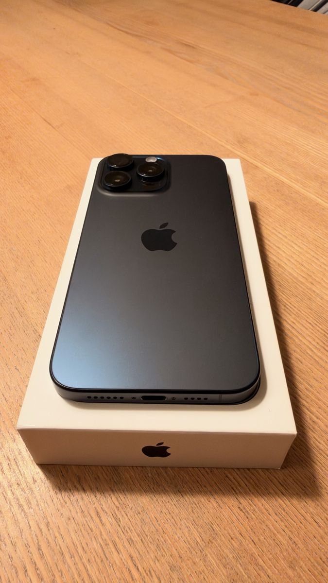 Apple Handys / Smartphones: iPhone 15 Pro Max  – Neu (gemäss Beschreibung) aus Solduno von jun_bhp5 2