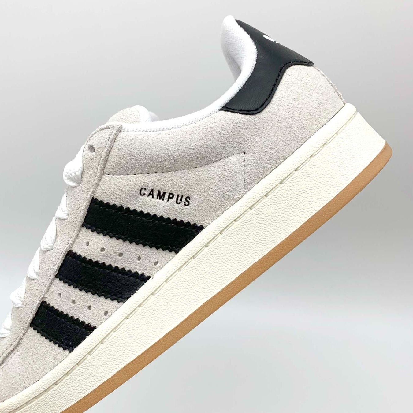 Herrenschuhe: adidas Campus 00s Core Black Crystal White EU 36 – Gebraucht aus Buochs von MW_Sneakergoods 1