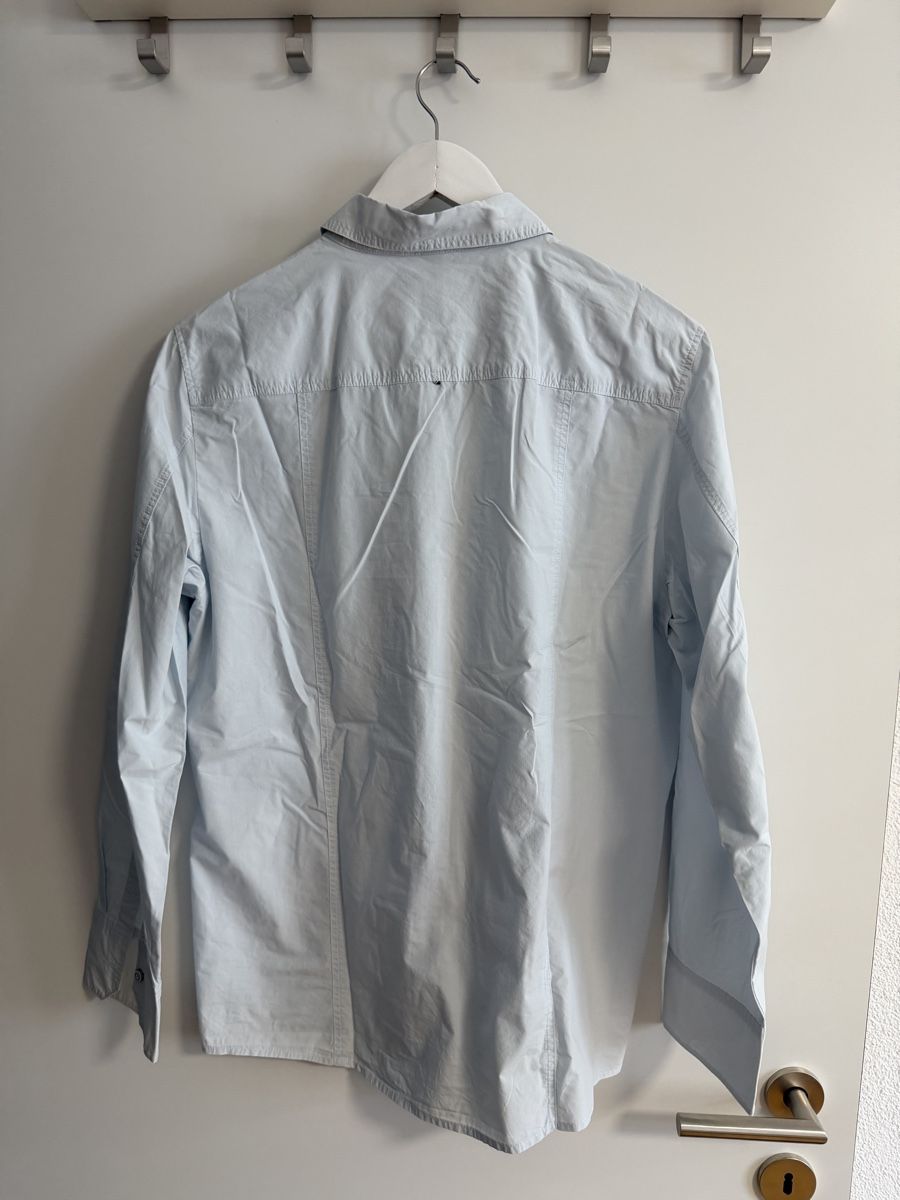 Marc Cain Chemisiers: MARCCAIN  Bluse, Hemd hellblau  – D'occasion à Schötz par csiekierka 5