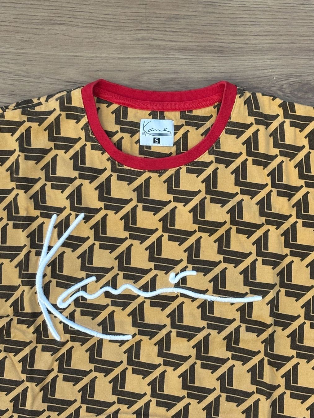 T-Shirts: Cooles Shirt von Karl Kani - Gr.S – Gebraucht aus Brügg BE von rutschimedizin 1