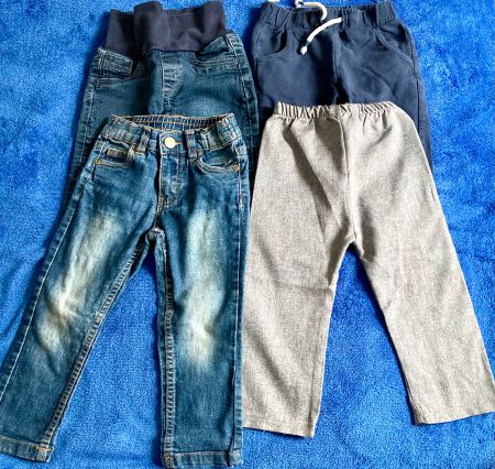 Kinderhosen, vers. Grössen, selten getragen, Versand möglich