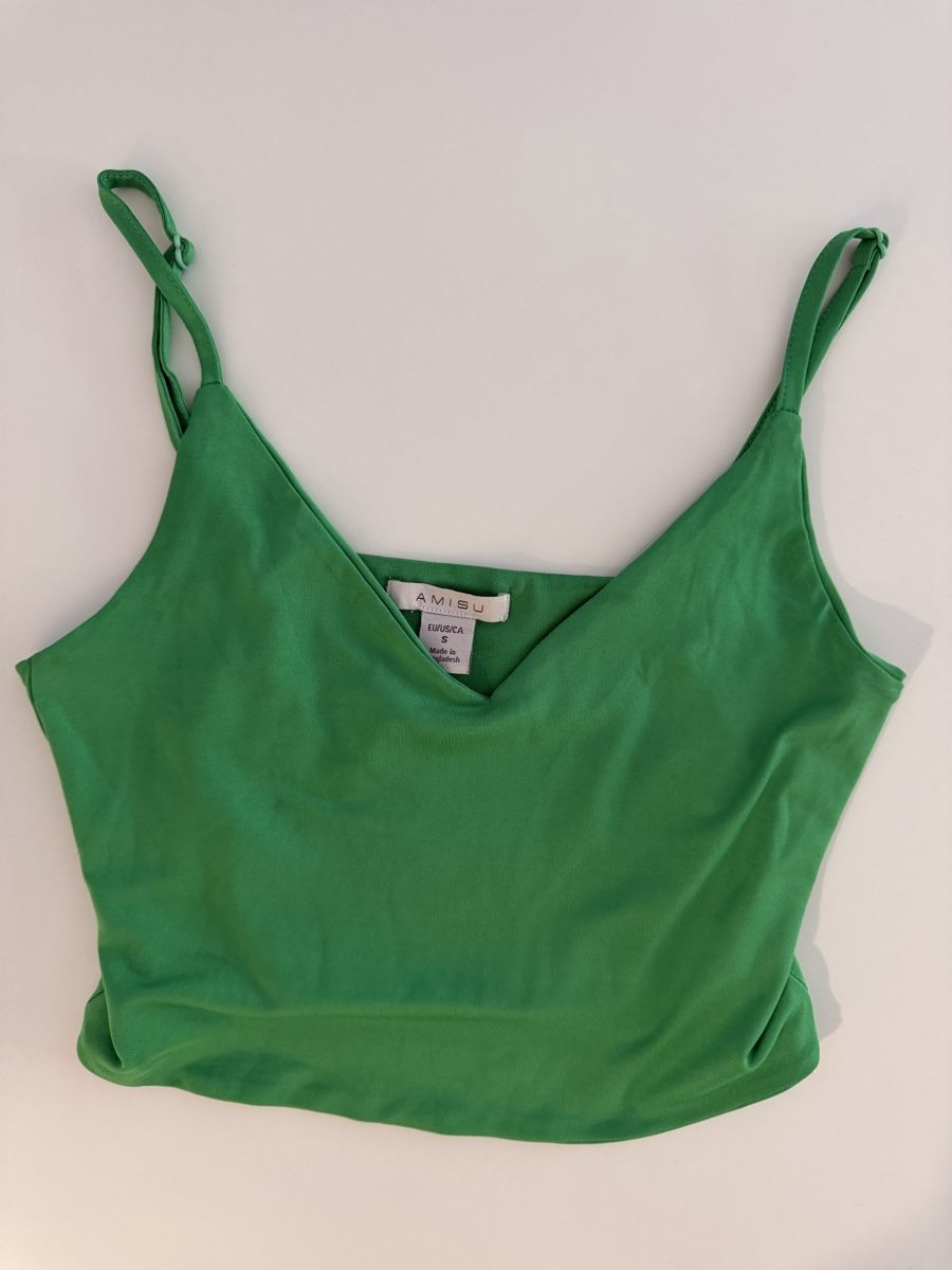 Tops: Amisu green crop top size S – Gebraucht aus Gränichen von Domsiiiii