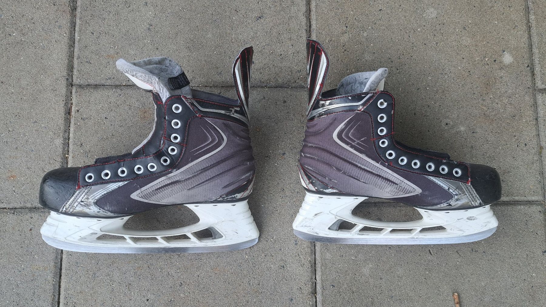 Bauer Pattini da ghiaccio: Schlittschuhe Bauer Gr.45 – Usato da Küssnacht am Rigi venduto da AutoVilla 2