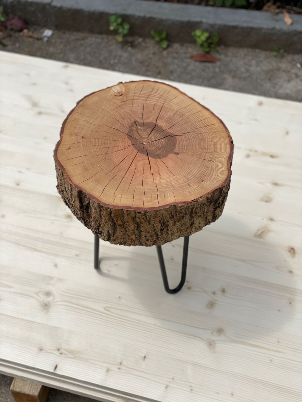 Tables de nuit: Tischli massiv Holz neu – D'occasion à Seuzach par Wolf936 5