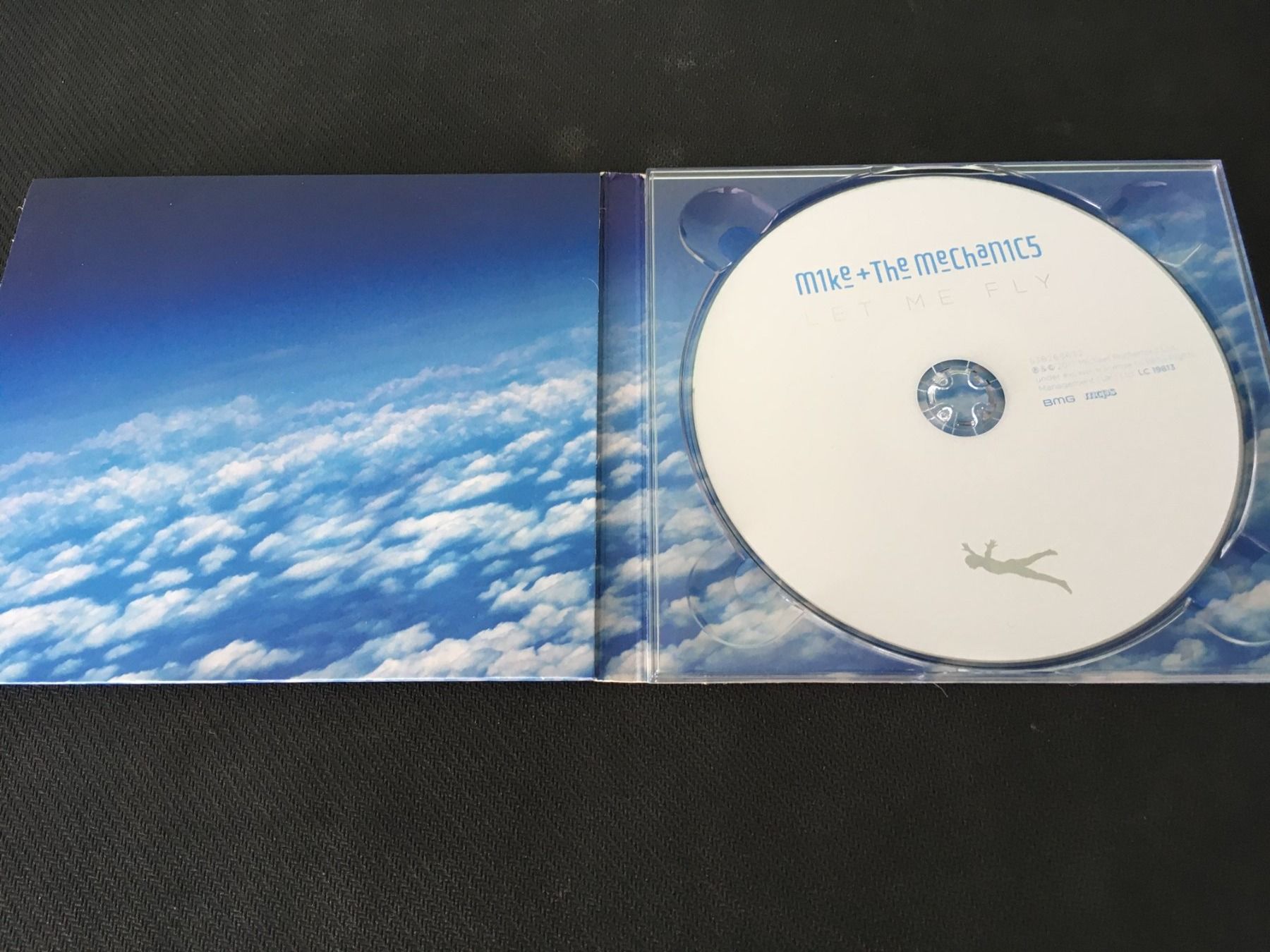 CDs: Mike & the Mechanics - Let me Fly - CD- – Gebraucht aus St.Gallen von MedienJoe 1