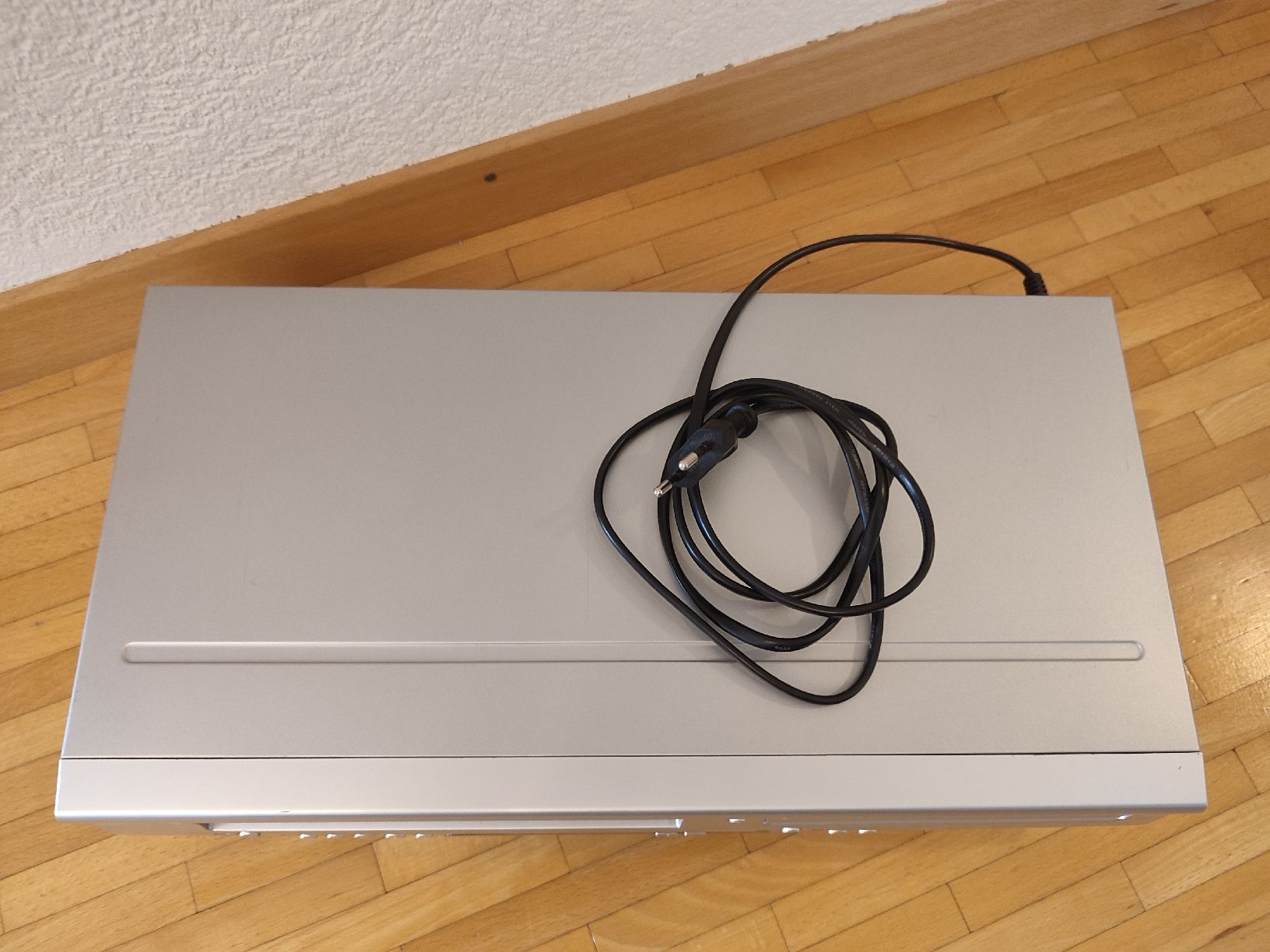 Funai Sistemi audio & multimediali: Funai DCVR-6824 – Usato da Bougy-Villars venduto da Vogue 3