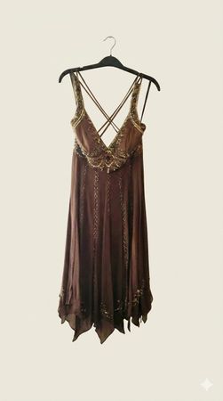 SUE WONG Designer Kleid – Bestickt – US 6 / EU 36 – NP $300
