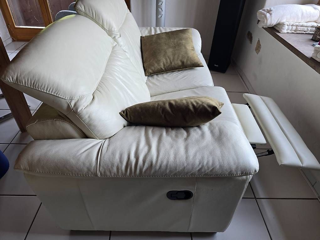 Divani: Leder Sofa 2 Sitzer – Usato da Kaiserstuhl AG venduto da LSS2003 1