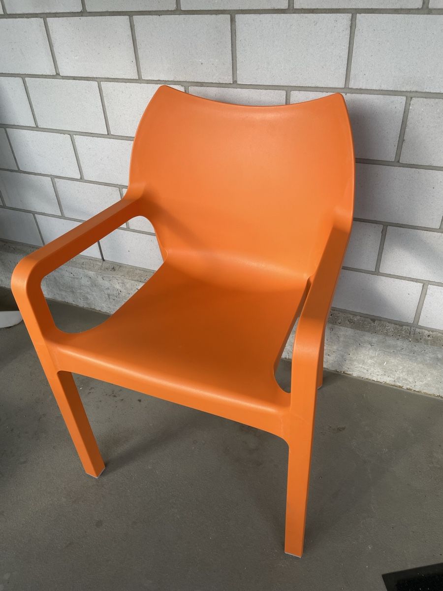 Sedie: Stuhl DIVA Armchair – Usato da Tägerwilen venduto da Shaimaa 1