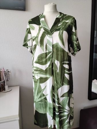 Robe d'été H&M neuve à motifs végétaux, taille XS🌿