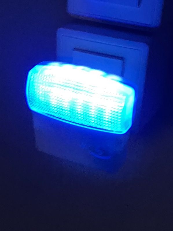 Lampes: Nachtlicht blau – D'occasion à Rüegsauschachen par moeschtu82 2