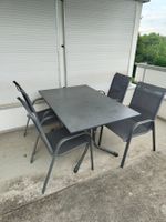 Gartentisch mit 4 Stühlen