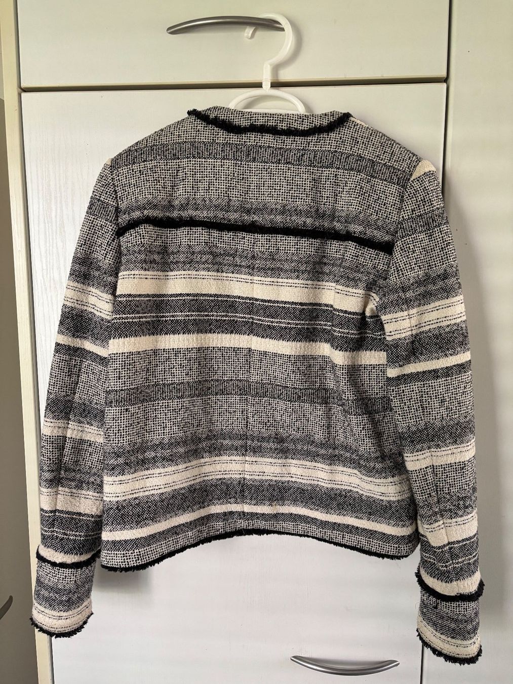 Mango Giacche: Strickjacke Damen vom Mango – Usato da Gümligen venduto da ZepIV 2
