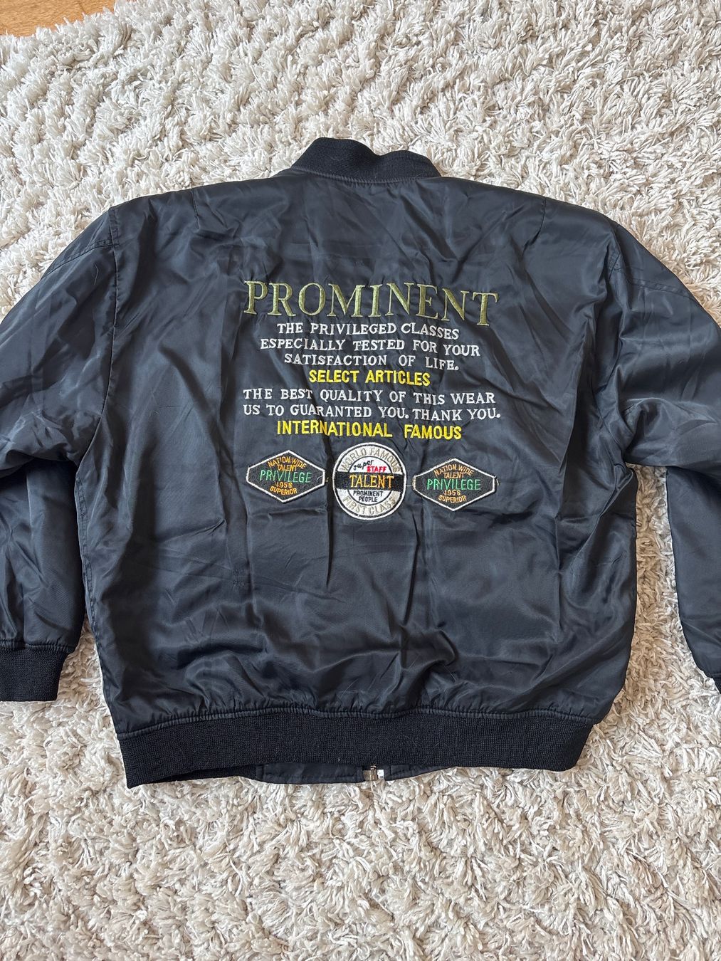 Giacche: Vintage Jacke – Usato da Zürich venduto da Kascha.B. 2