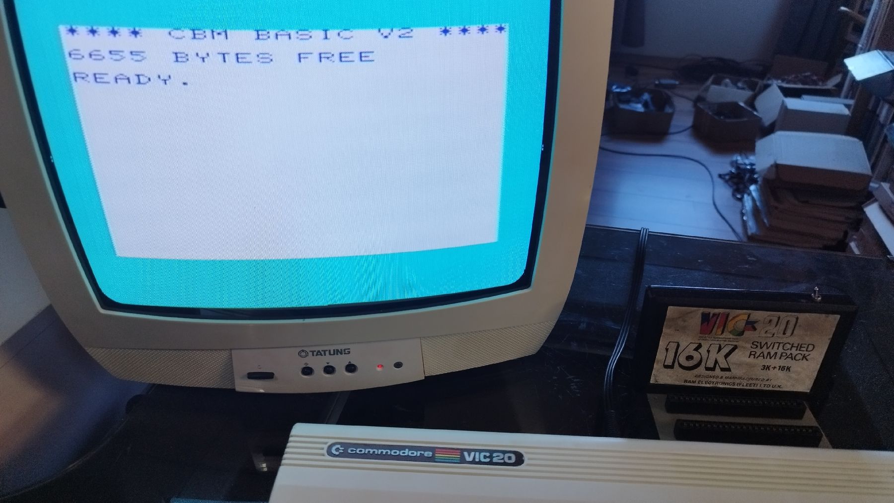 Commodore PC: Commodore VIC20 RAM-Erweiterung – Usato da Domdidier venduto da look80486 1