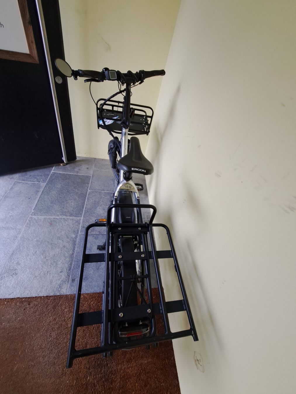 Tern Velos: Tern HSD S+, E-Bike, 500 Wh Akku – Gebraucht aus Glarus von VeloShop_Glarus 1