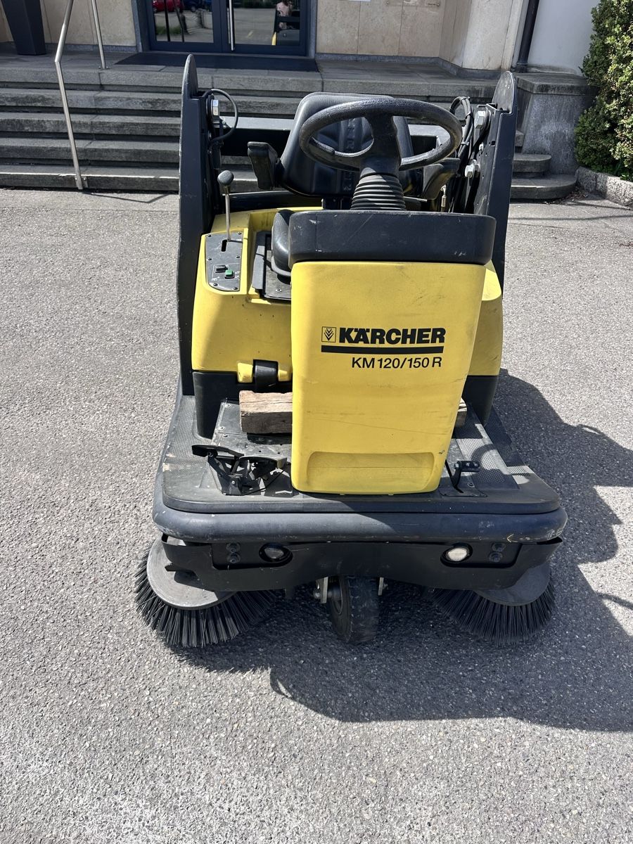 Kärcher Alle Maschinen: Kärcher Putzmaschine Kehrmaschine – Gebraucht aus lyssach von brax2019 3