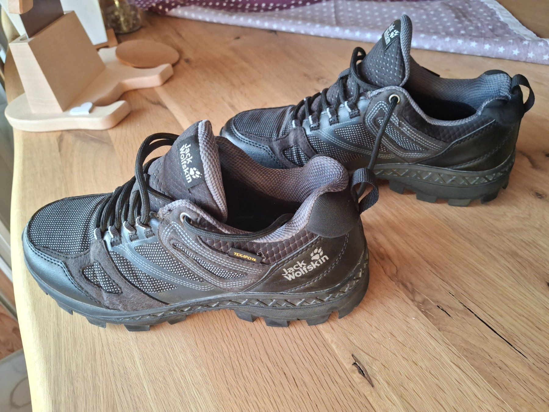 Jack Wolfskin Scarpe da donna: Jack Wolfskin Wanderschuhe Gr.40 – Usato da Sigriswil venduto da Aline_87 1