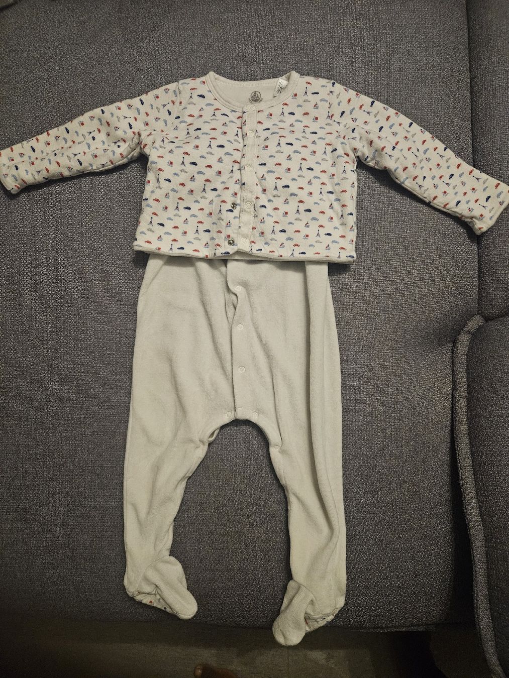 Petit Bateau Pigiami: Strampler Set Petit Bateau Grösse 18 Monate – Usato da Oberwil BL venduto da blackdiamond14