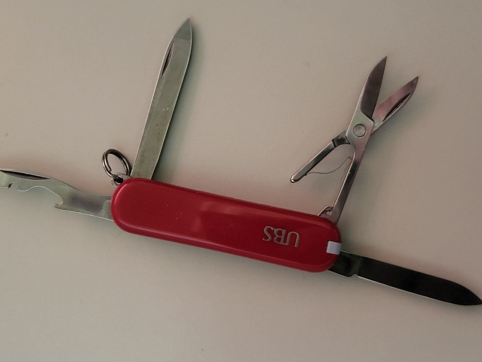 Victorinox Coltelli tascabile: Schweizer sackmesser Rot UBS, klein & praktisch  – Usato da nunningen venduto da mic_88k2 6
