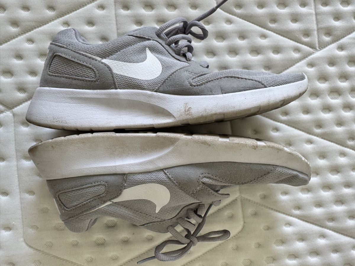 Nike Scarpe da donna: Nike Laufschuhe, Gr. 39 – Usato da St. Gallen venduto da nikolasbong 2