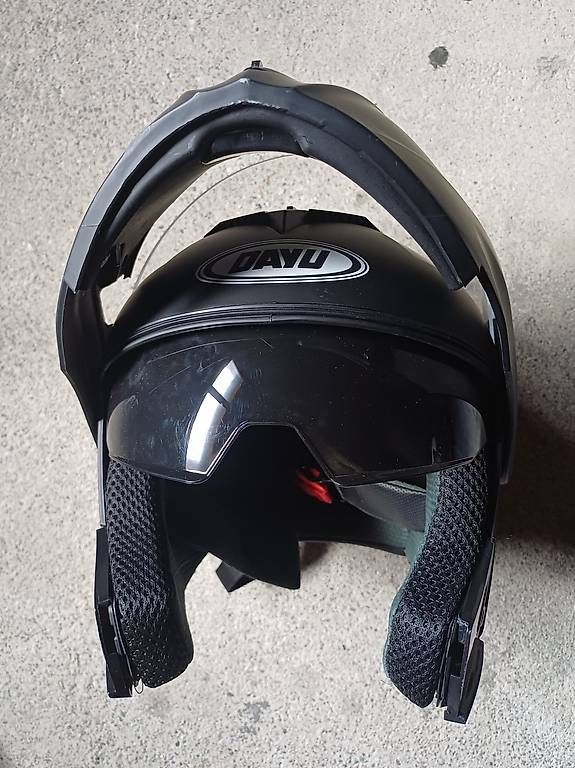 Casques & visières: Casque moto – D'occasion à saviese par Petith
