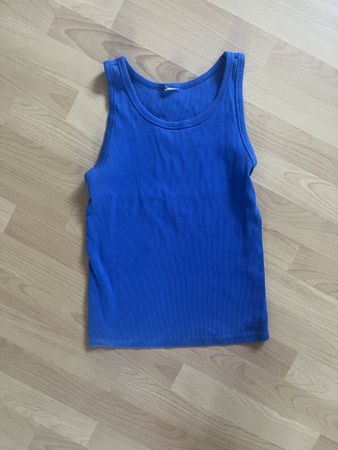 Blaues Tanktop