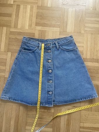 Sommerliche Jeansrock, kurz, Knöpfe, Gr. 34, top Zustand