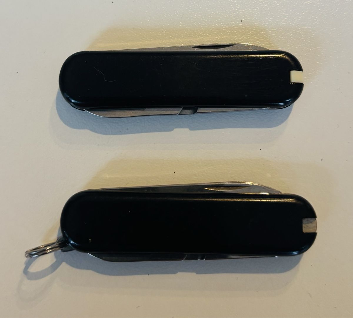 Victorinox Coltelli tascabile: 2 Victorinox Messer, Schwarz 58mm – Usato da Aarau venduto da Wolli85 3