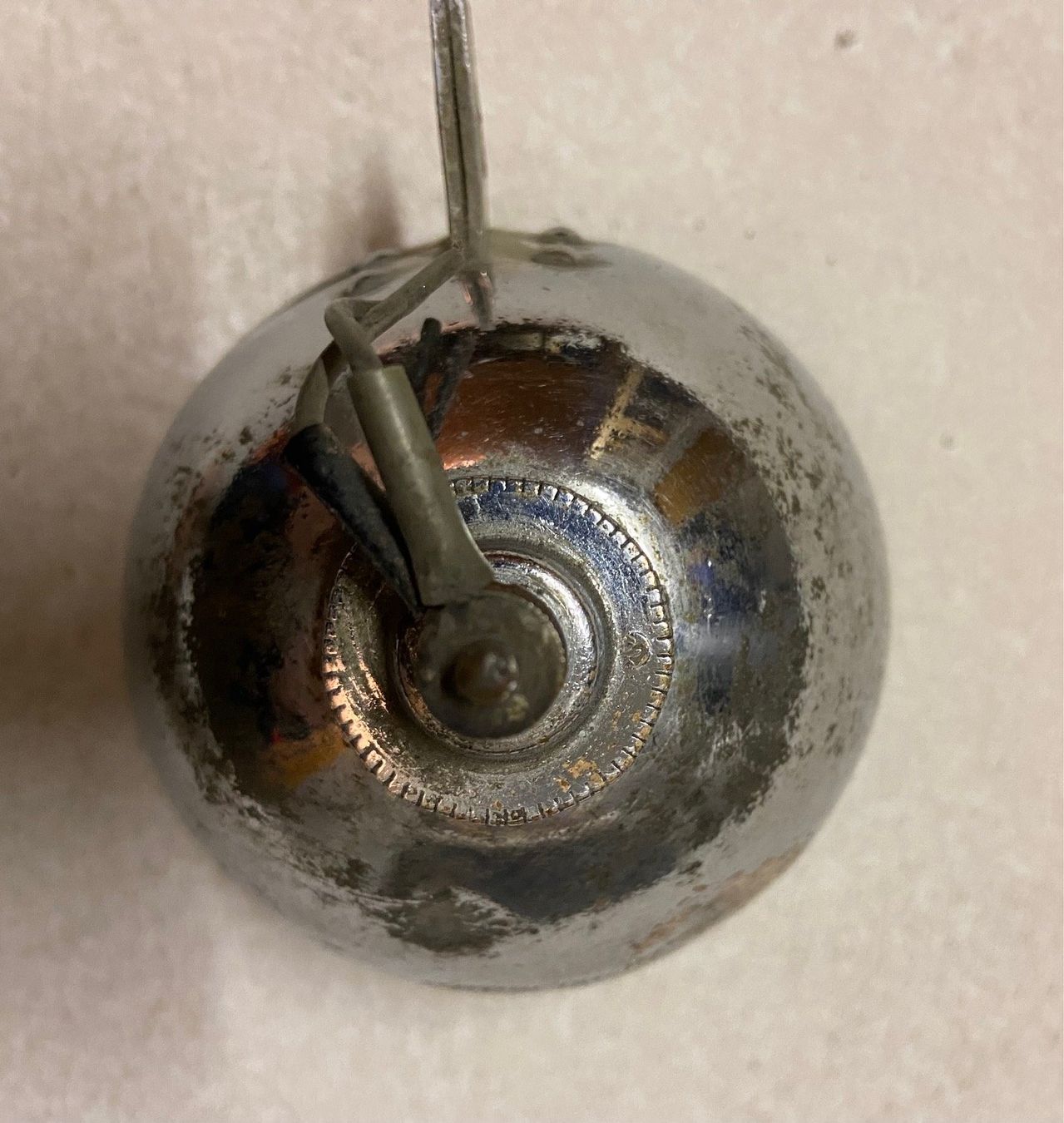 Pezzi di ricambio: Fahrradlampe alt Schweizer Fabrikat – Usato da Doppleschwand venduto da Esnu 1