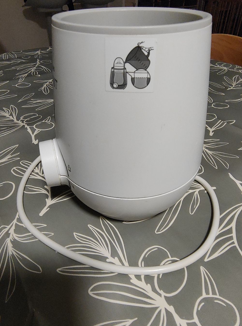 Avent Pasti del neonato: Philips Avent Baby Bottle Warmer  – Usato da Dietikon venduto da sar_vsq9 2